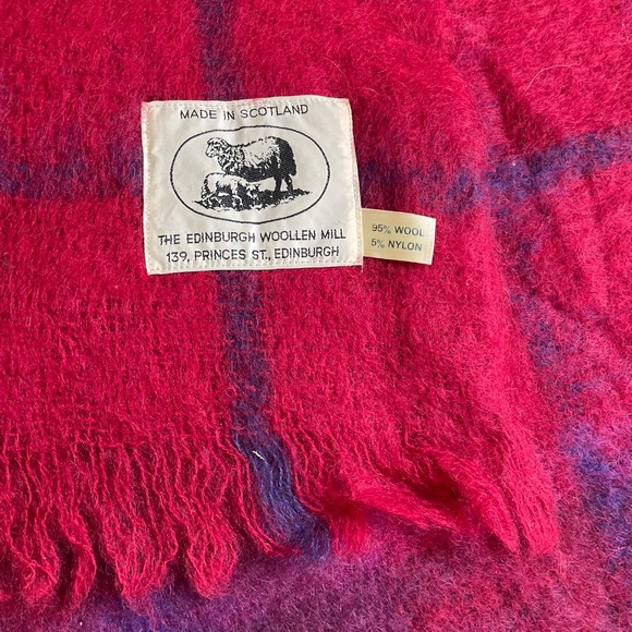 The Edinburgh Woollen Mill Blanket Red Purple Pink Wool Tartan Plaid Scotland - Picture 4 of 5